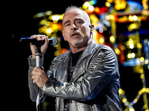 La periferia, il successo, le donne: Eros Ramazzotti compie 60 anni