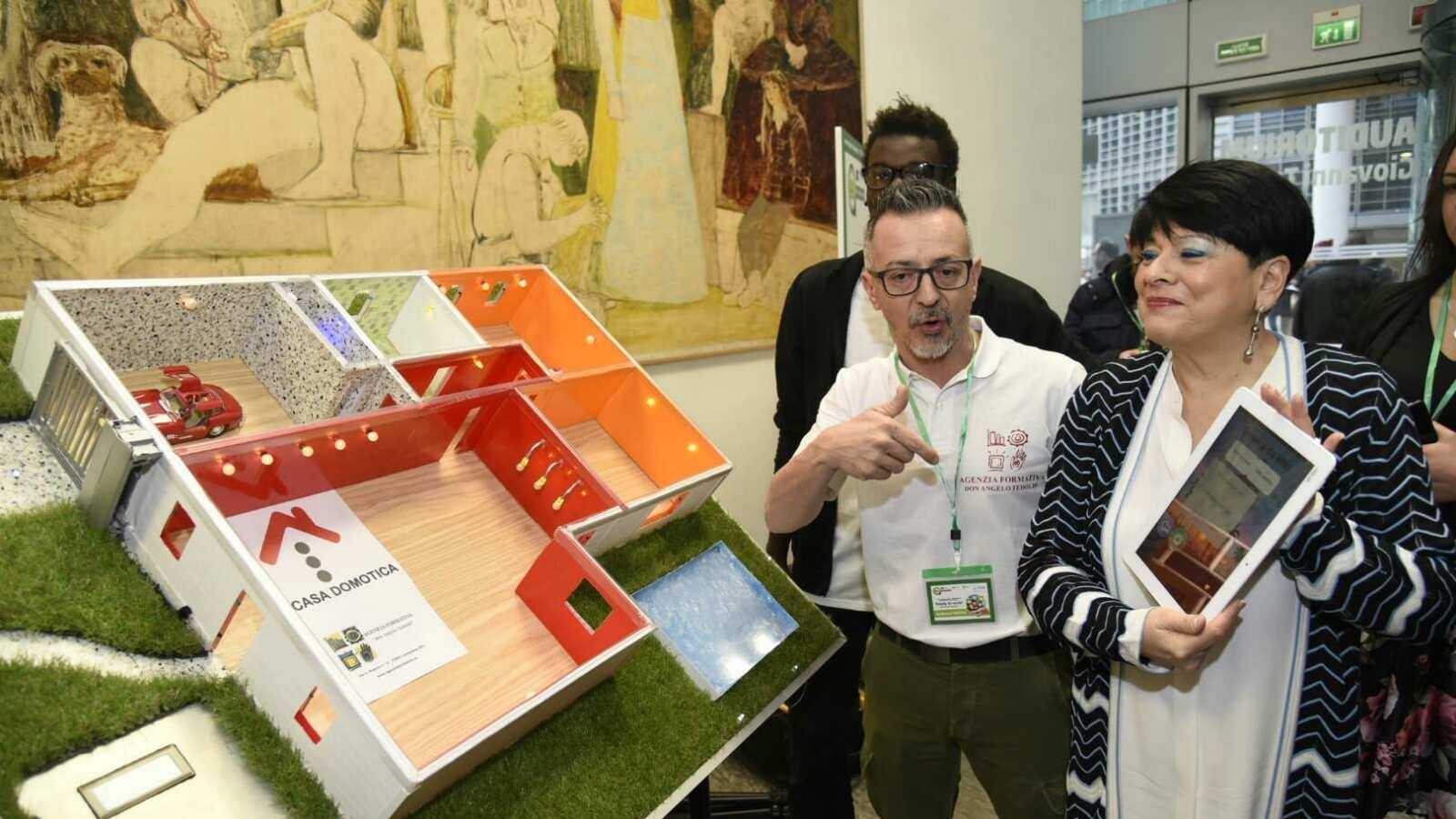 Aprea: "Sempre più ragazzi lavorano per imparare". Apprendisti, in tre anni passati da 110 a 2.600