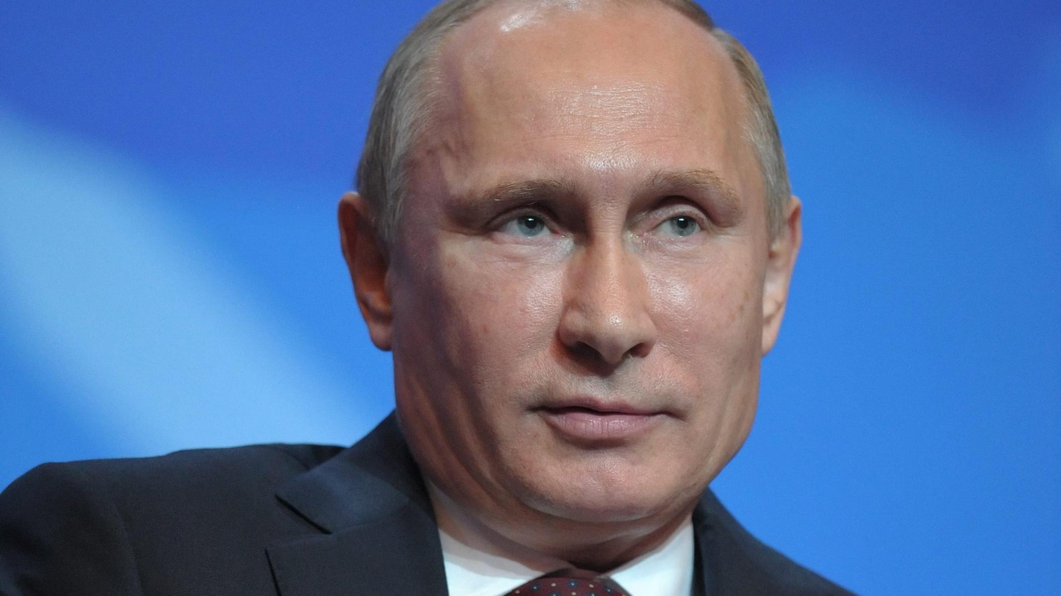 Putin a Roma con undici ministri. L'incontro con Papa Francesco