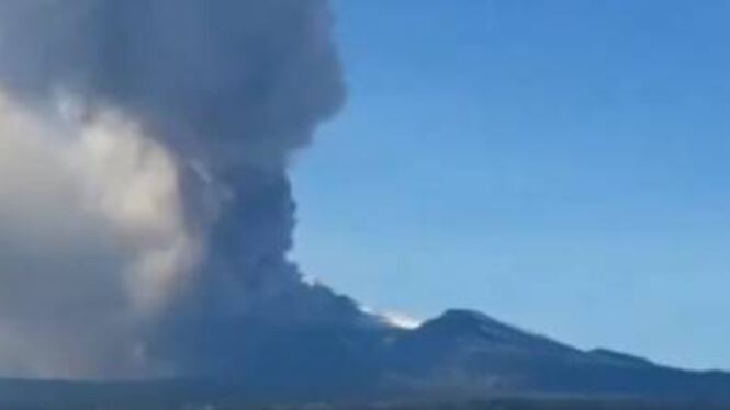 Continua la paura per l'Etna: nuovo sciame sismico