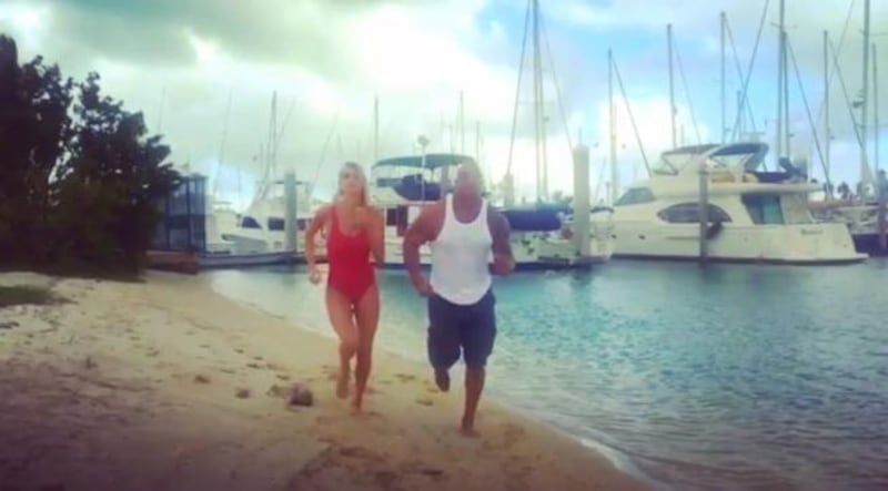 Kelly Rohrbach al cinema con Baywatch 7