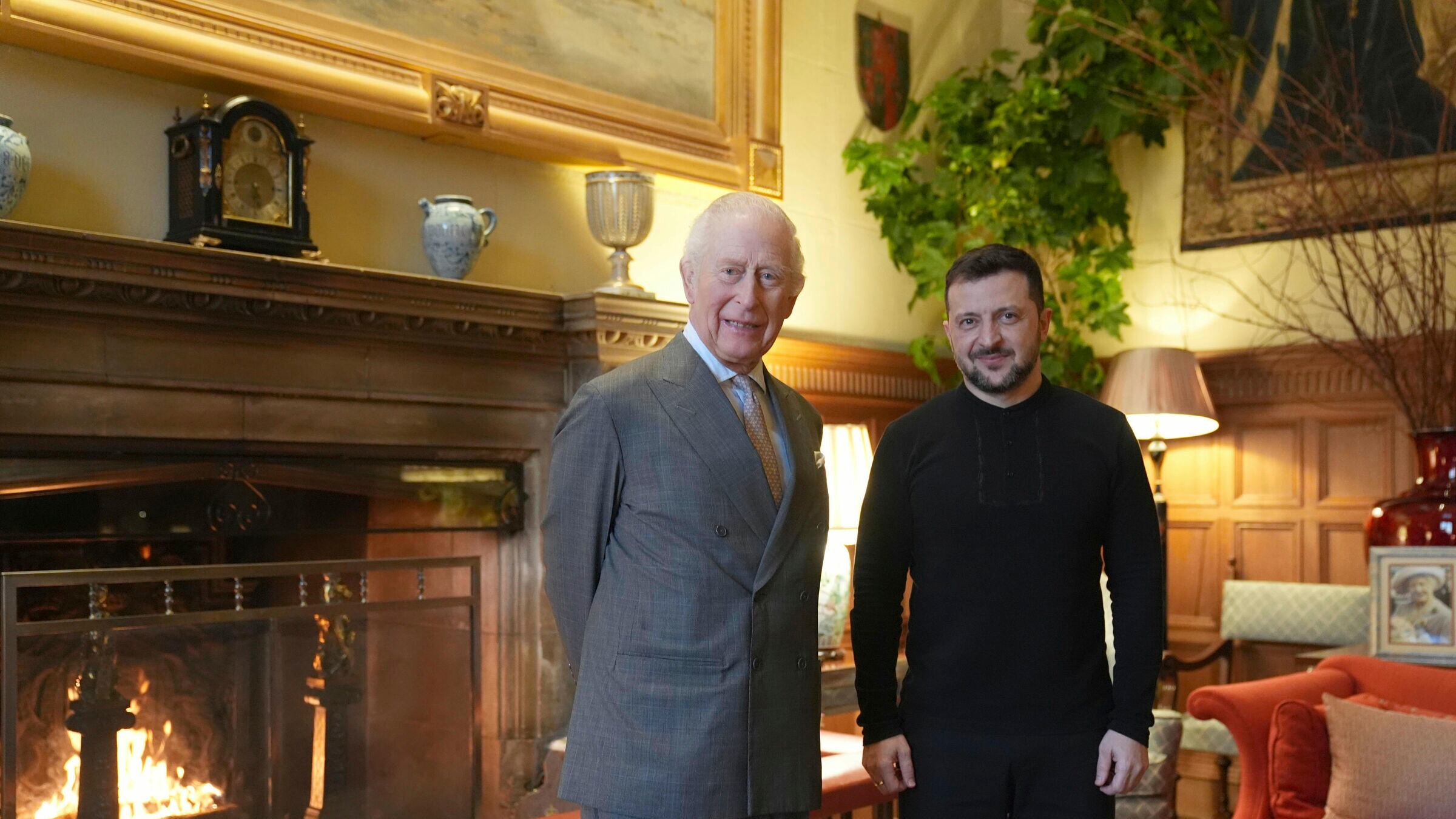 Carlo III mediatore tra Zelensky e Trump?