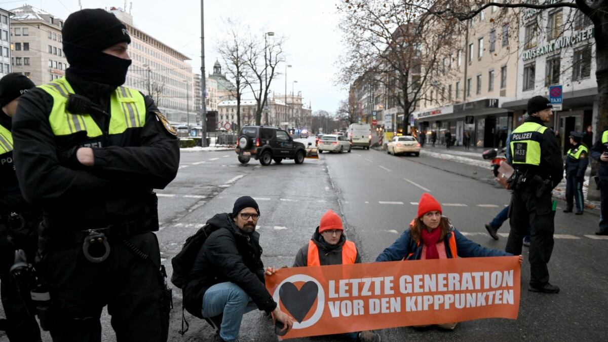 Sabotaggi, vandalismo e occupazioni: l'escalation degli ecovandali