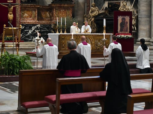 Tutta la potenza del "sacro" contro il culto della tecnica