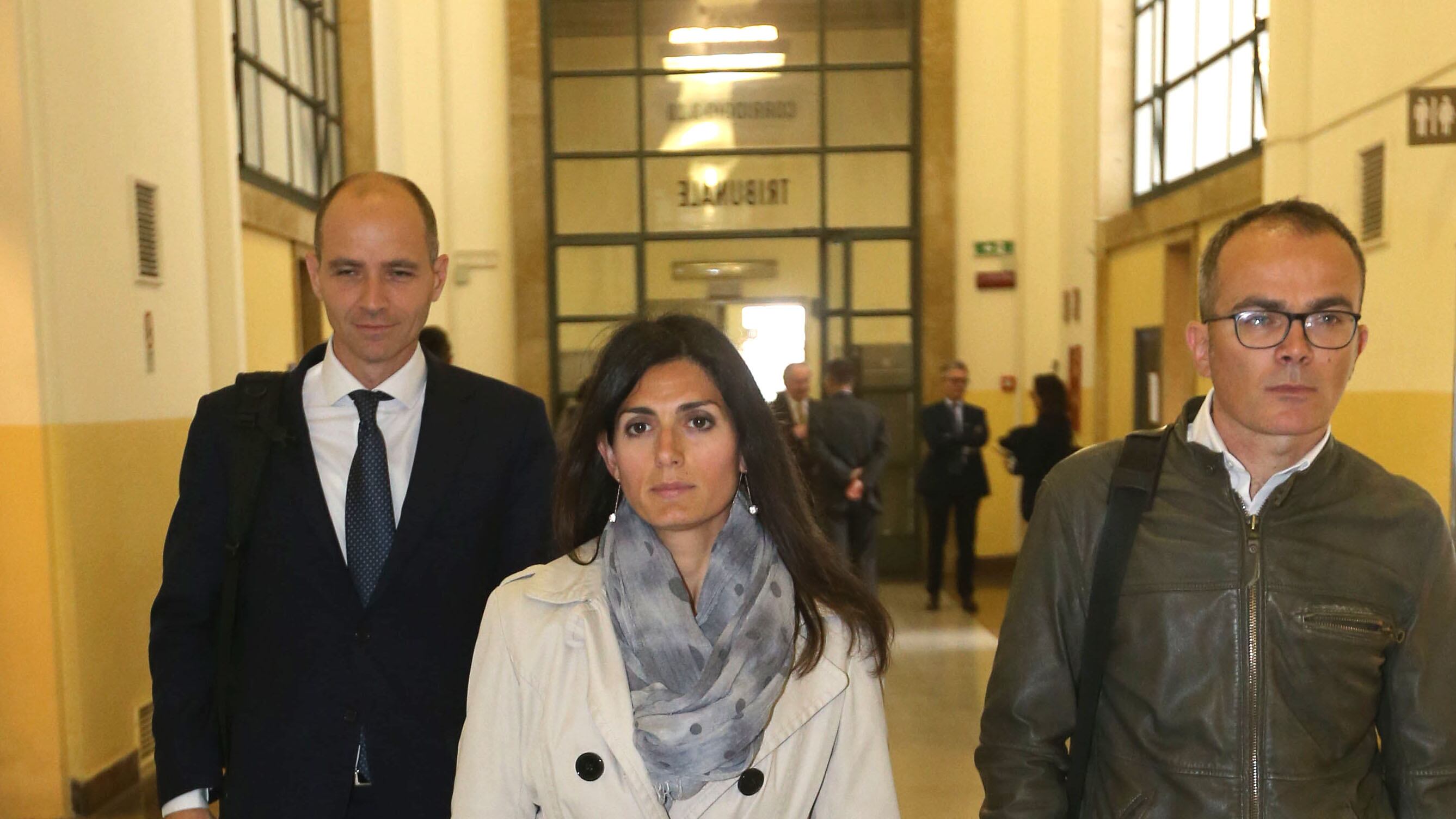 Raggi spiazzata: "Lanzalone me l'ha imposto Casaleggio"