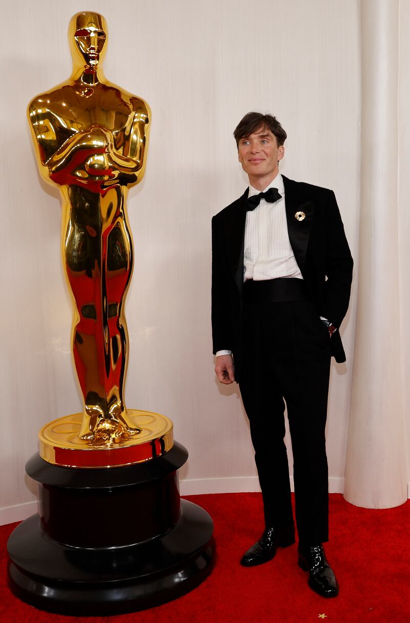 Oscar 2024: ecco i look delle star sul red carpet 1