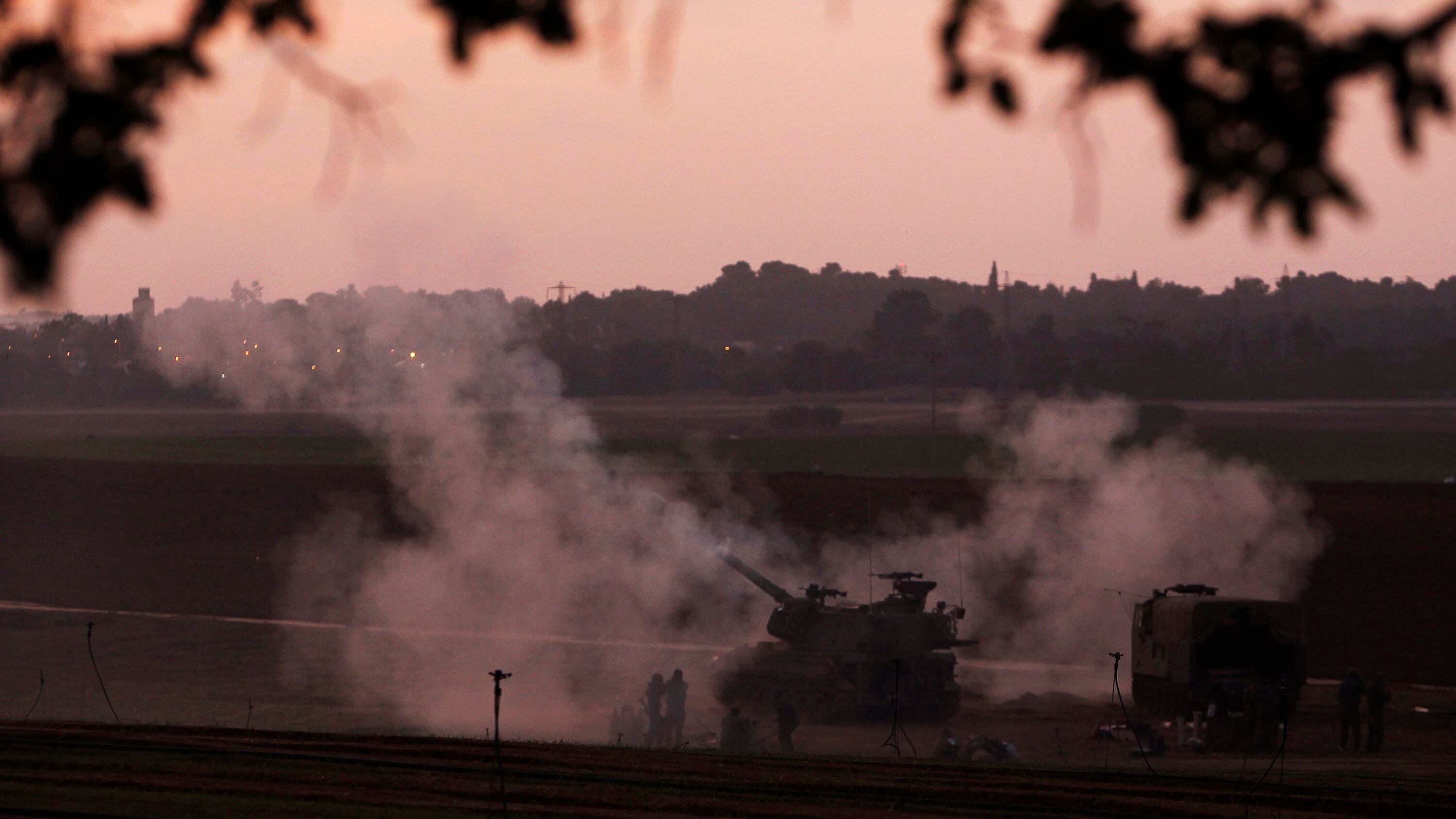 Israele, 100 morti a Gaza Colpito il media center: quattro morti