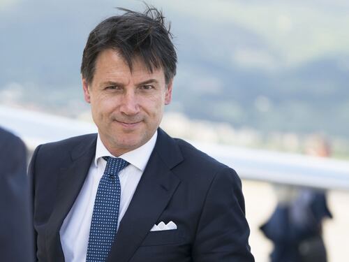 Servizi, il piano di Conte "azzerare" i vertici dell'Intelligence