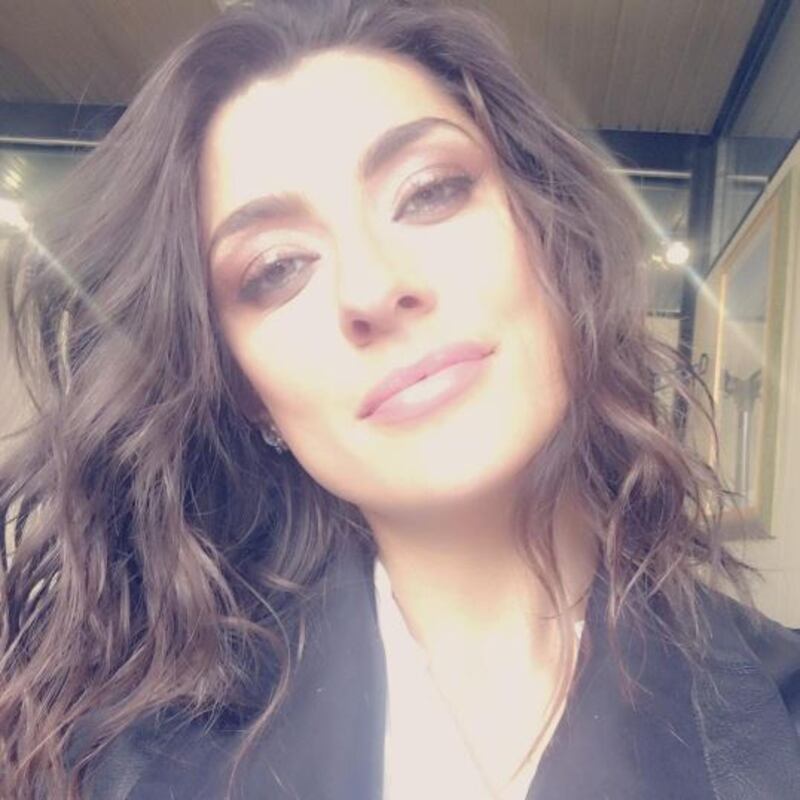 Elisa Isoardi senza reggiseno: foto 5