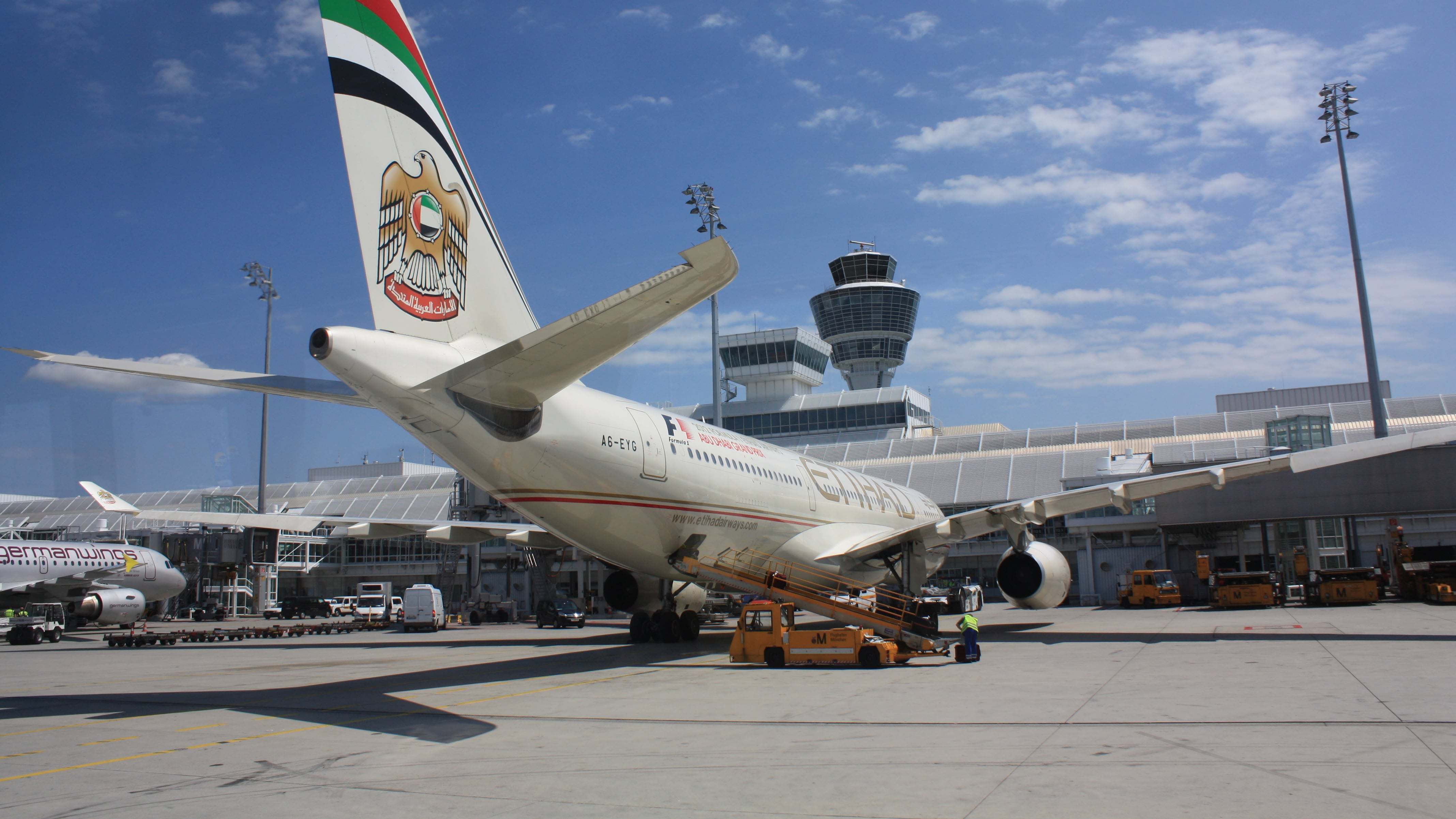 Air Berlin va in tribunale. Etihad rischia 2 miliardi