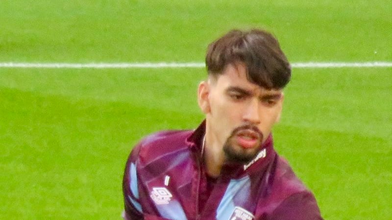 L'ex Milan Paquetà rischia di essere radiato a vita dal calcio