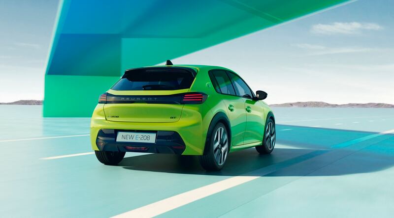 Nuova Peugeot 208 restyling, guarda la gallery  9