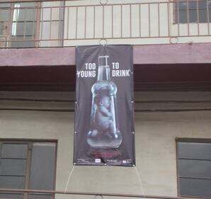 La campagna choc contro l'uso d'alcol in gravidanza  8