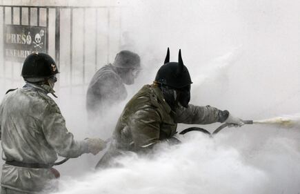 Spagna, la "battaglia degli infarinati" 1