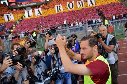 Stadio Olimpico gremito per l'ultima partita di Francesco Totti 12
