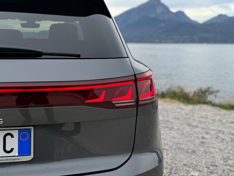 Nuova Volkswagen Touareg 2024, guarda la gallery del nuovo SUV  15