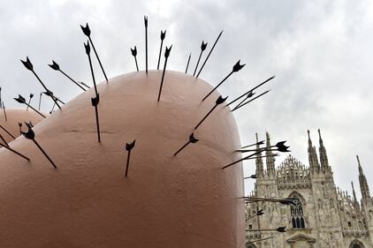 La "Maestà sofferta" arriva in piazza Duomo 1