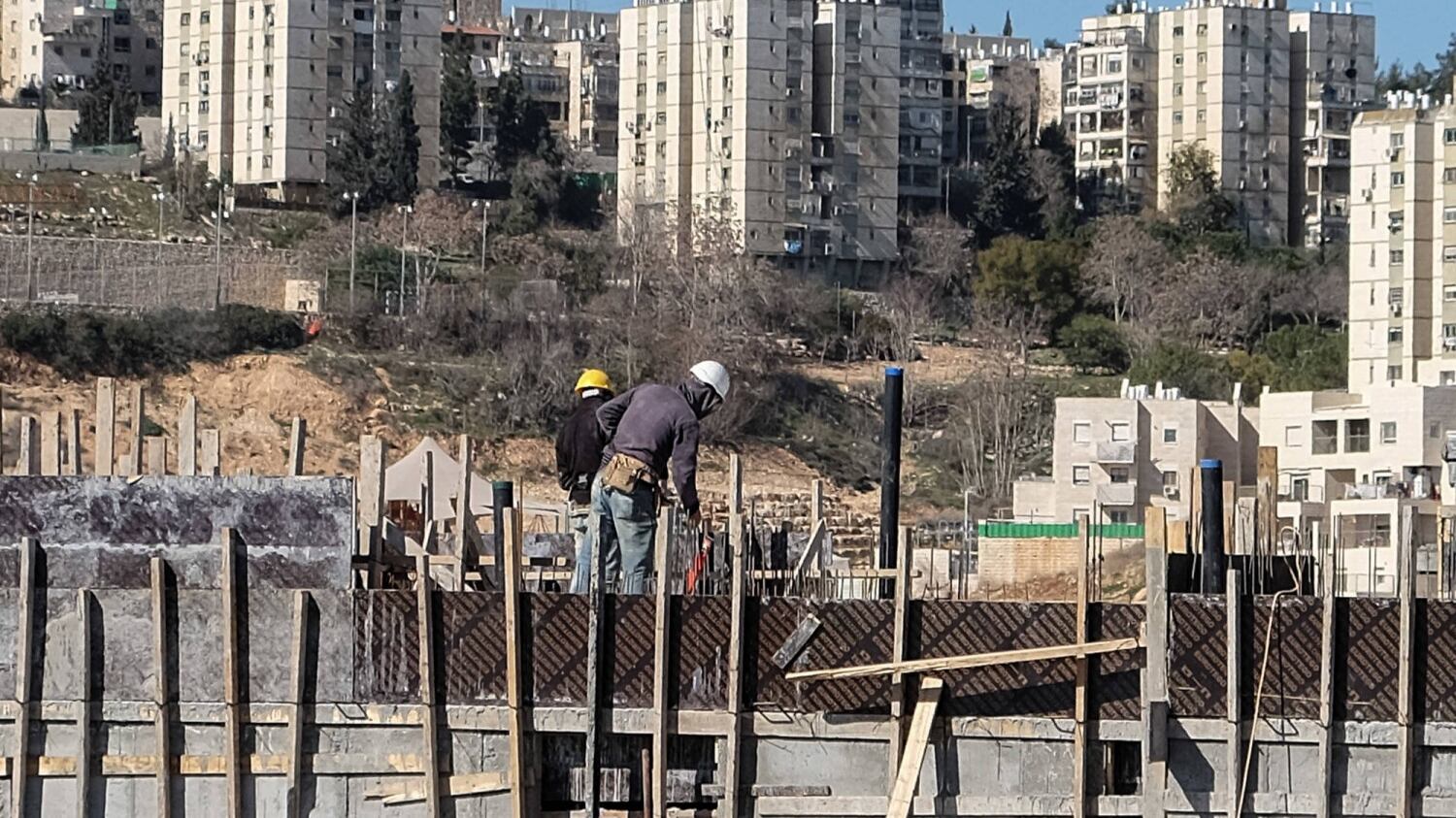 Israele, via libera alla legge che regolarizza gli insediamenti dei coloni