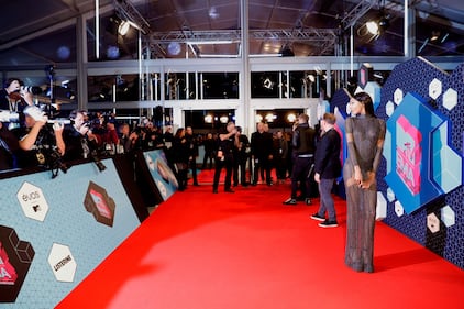 Jourdan Dunn sexy e nuda agli MTV Europe Music Awards 2016 8