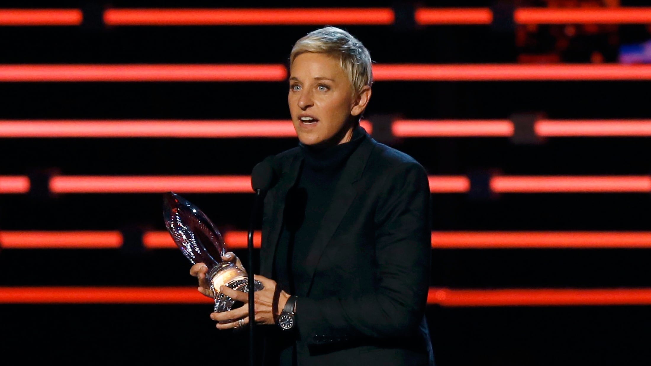 Guai per Ellen DeGeneres per una battuta sul seno