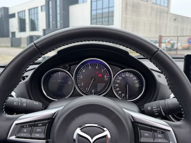 Mazda MX-5 1.5: guarda la gallery del restyling 2025 20