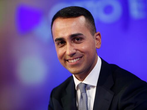 Altri ladri del Reddito, ma M5s li difende