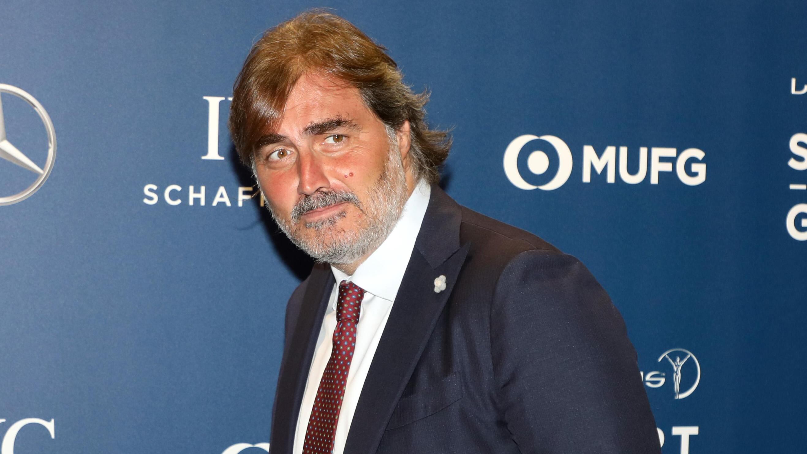 Pardo chiede scusa. Mediaset ringrazia