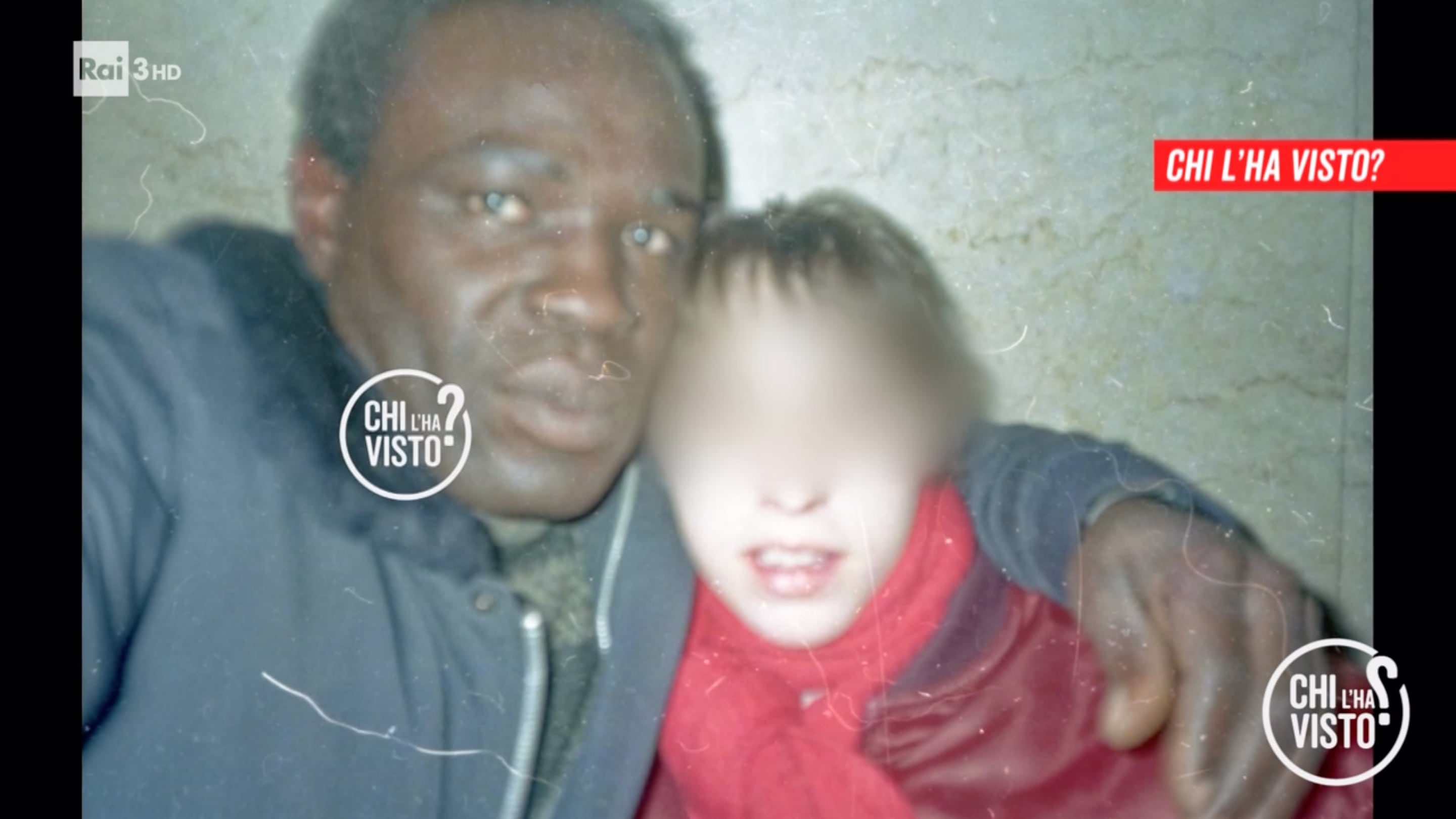 Cristina e il mistero del richiedente asilo-stupratore: chi è la ragazza in foto con lui