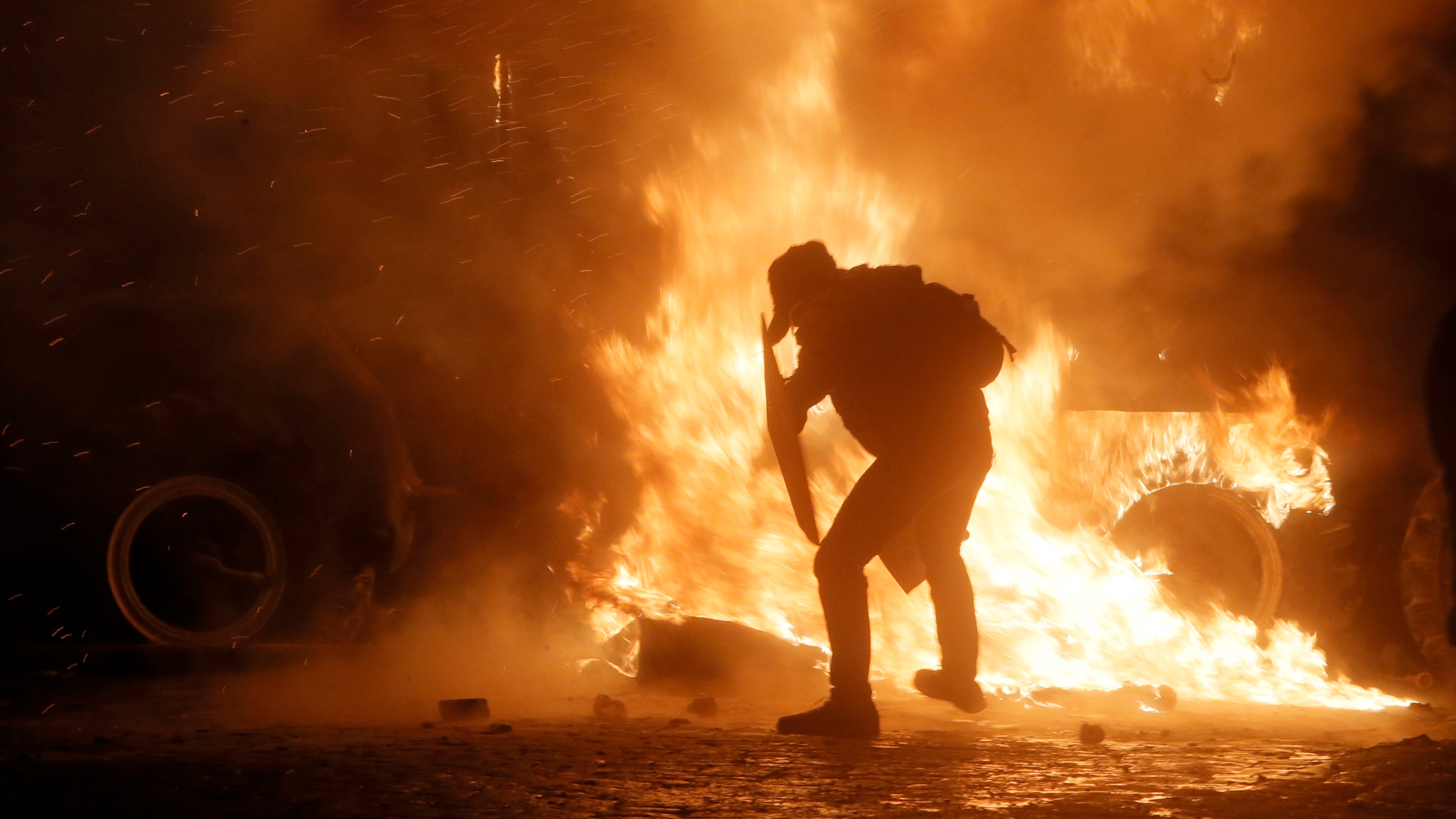 Kiev non si arrende: 150mila ancora in piazza
