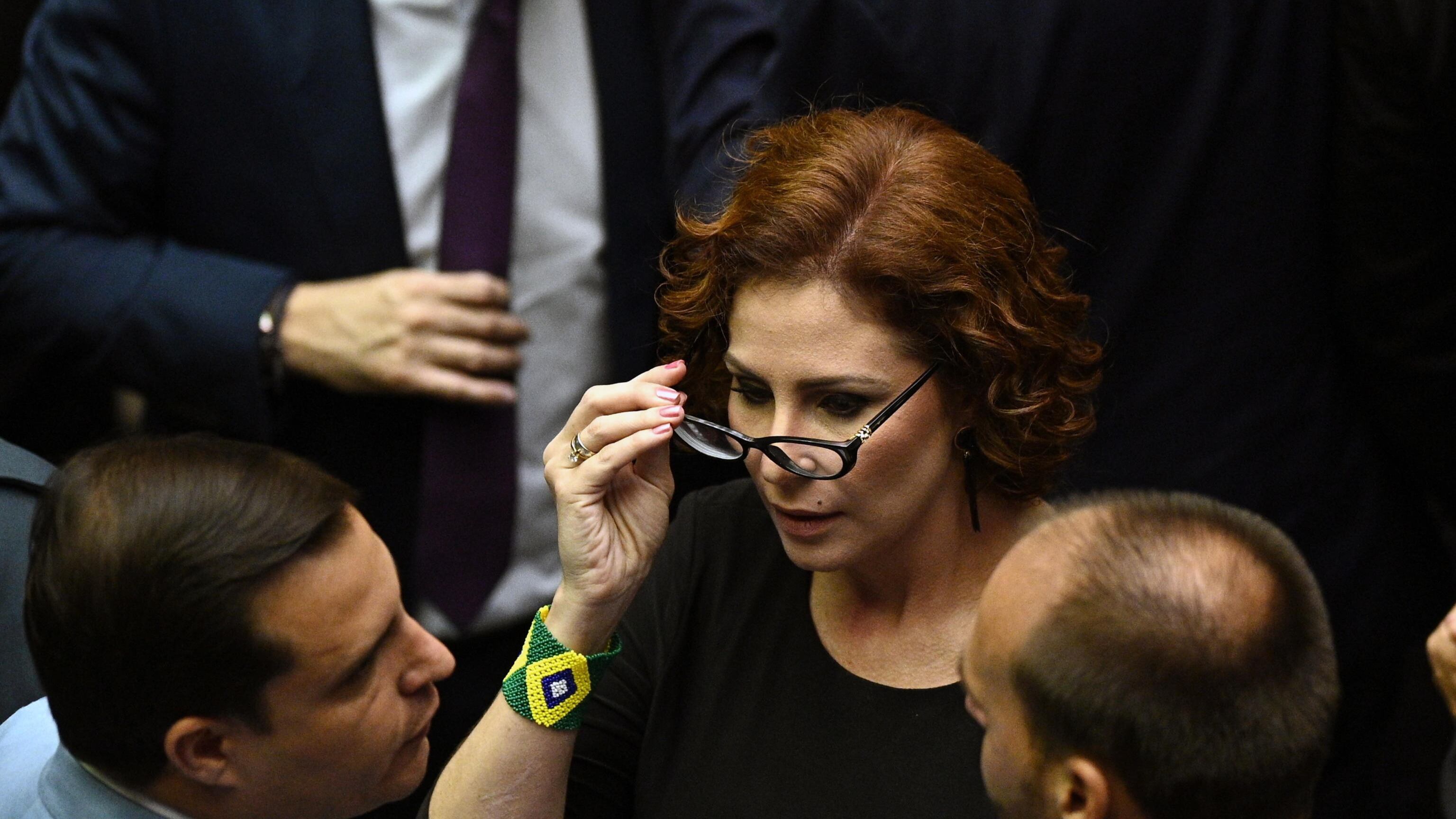 Arrestata a Roma Carla Zambelli, deputata italo-brasiliana condannata per hackeraggio