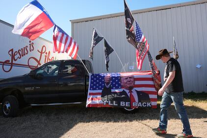 "Take Our Border Back": la marcia del patrioti per i confini Usa 4