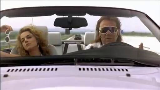 Ivano, Jessica e quell'O famo strano sulla BMW Cabrio a 200 all'ora