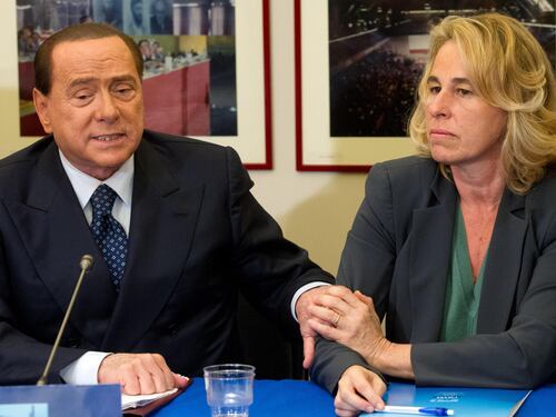 Berlusconi: "L'Italia non è una democrazia"