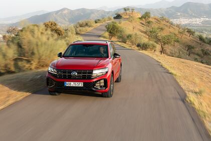 Volkswagen Touarge, guarda la gallery 21