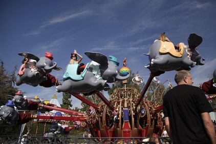 Shangai, apre il primo Disneyland cinese  26