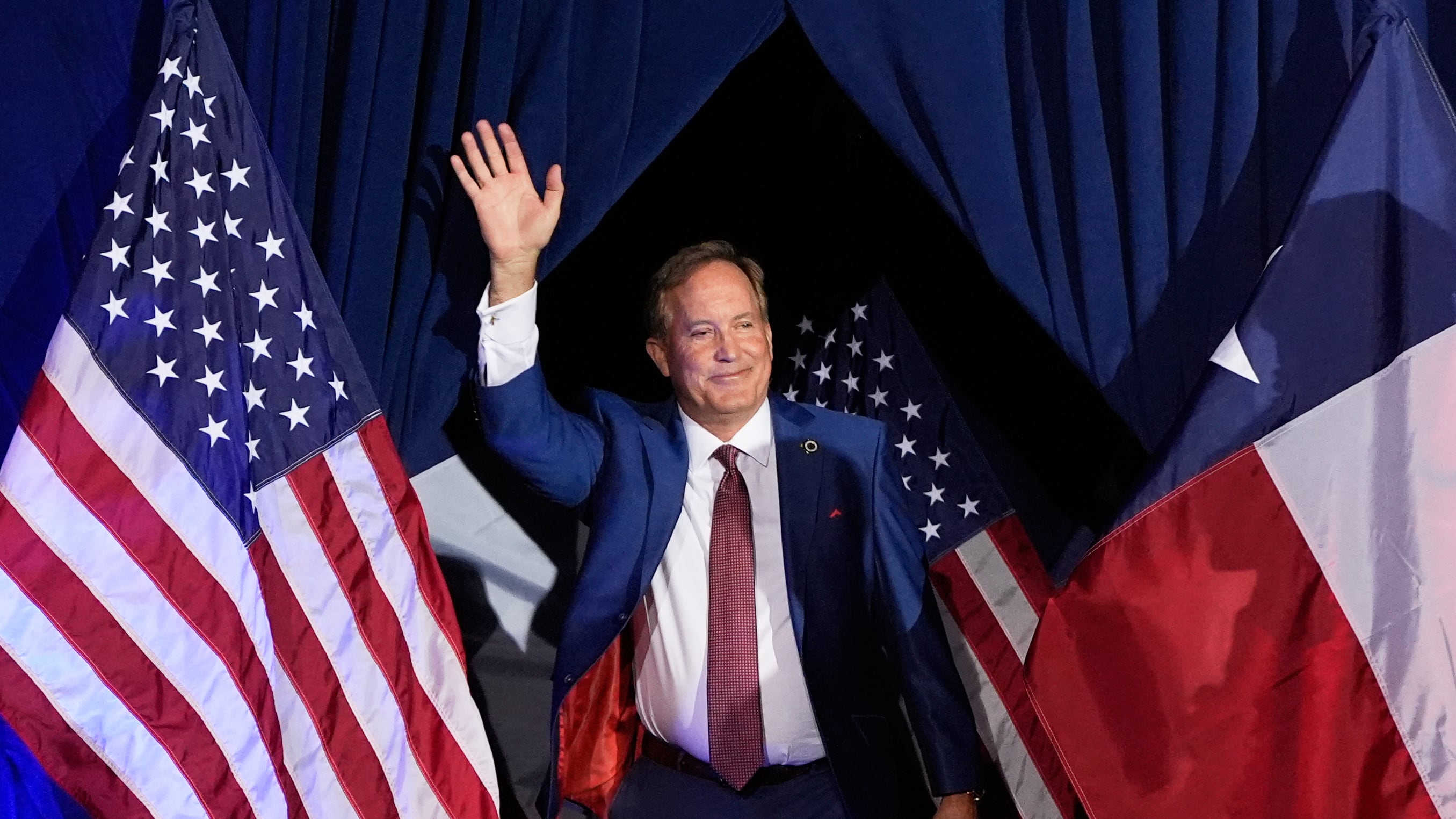 Anche in Texas vince l'uomo del presidente (che nessun altro nel Gop voleva candidare)