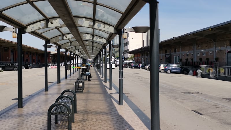 Napoli, il parcheggio dove è stata violentata l'infermiera 3