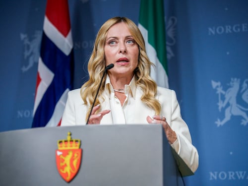 Meloni a Oslo: “Italia e Norvegia uniti a sostegno dell’Ucraina. Putin? Provoca per spostare attenzione dal campo”