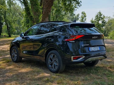 Kia Sportage HEV gallery: guarda le foto della prova su strada 8
