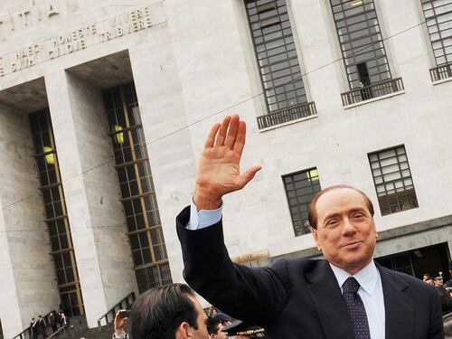 Berlusconi assolto, Forza Italia: "Chi paga i danni?"