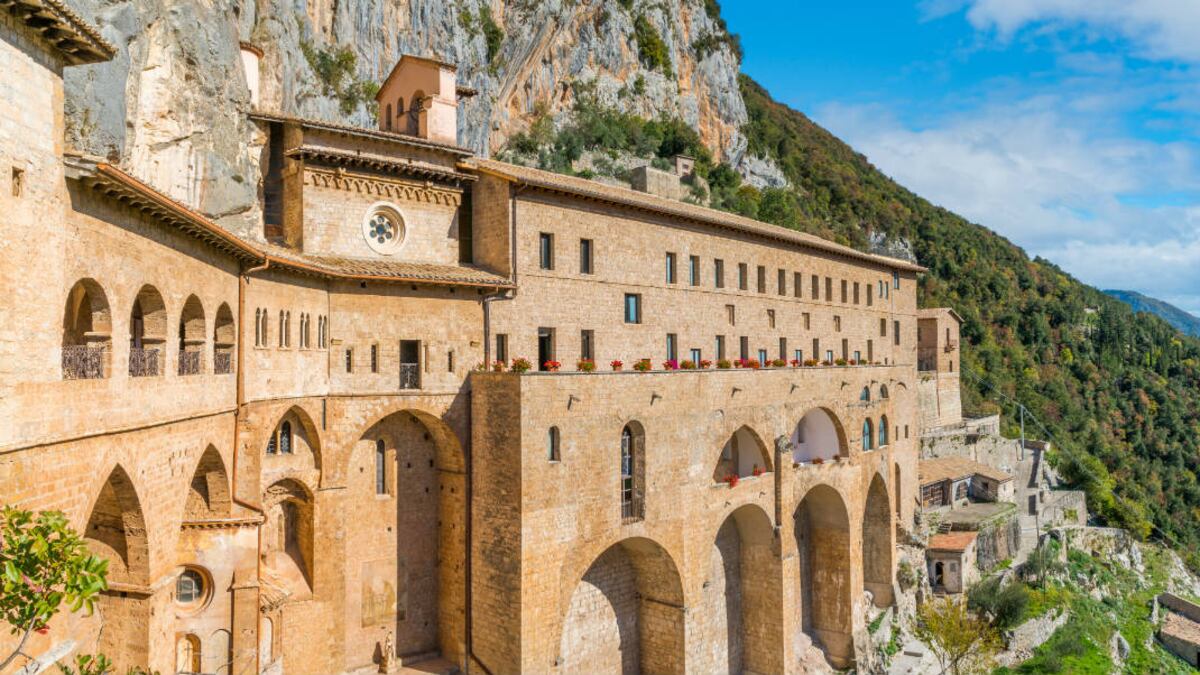 Ora, labora e parti. Inseguendo Benedetto nel cuore dell'Italia