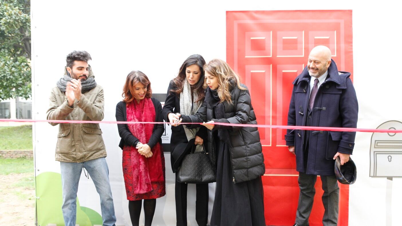 Solidarietà alle Stelline, Cristina D'Avena canta con i bimbi di Casa Ronald