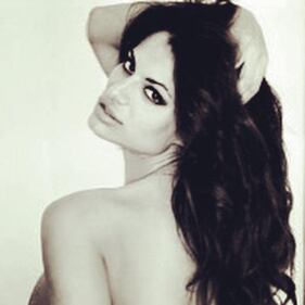 Cristina Del Basso: i selfie hot fanno impazzire Facebook 20