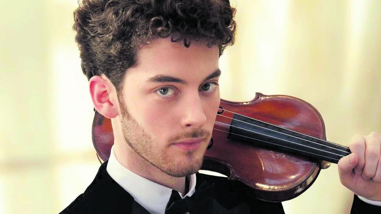 "A colpi di violino avvicino i giovani alla musica classica"