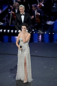 Sanremo 2019: Serena Rossi omaggia Mia Martini, foto 9