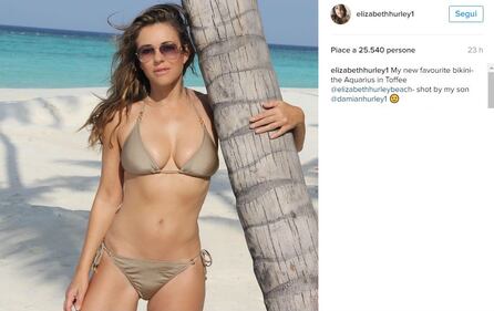 Liz Hurley, topless bollente 20