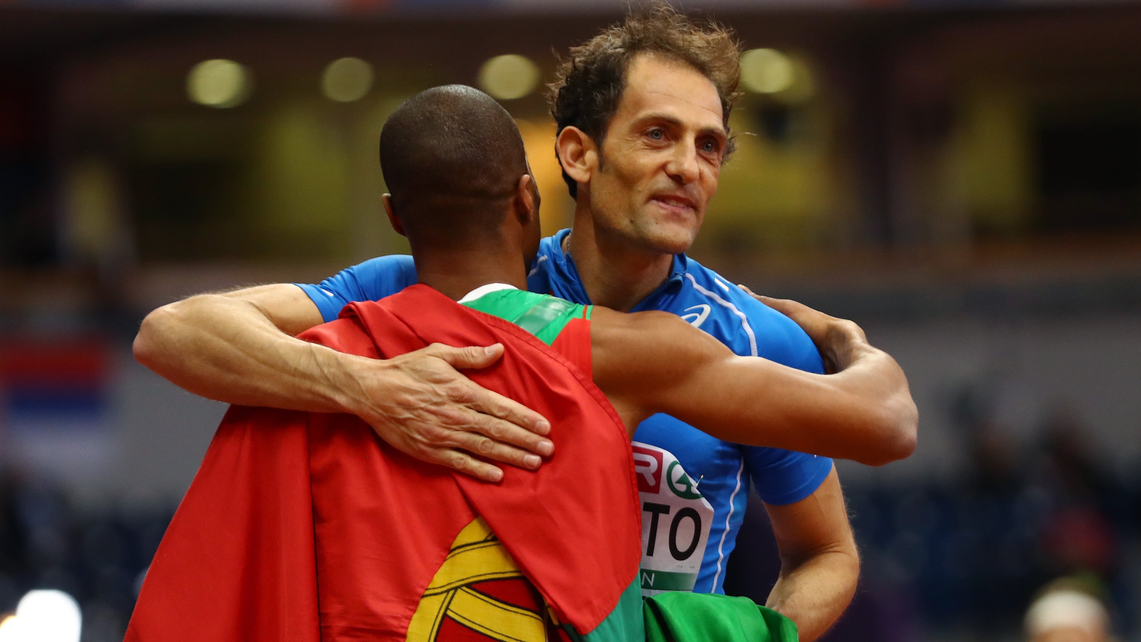 Infinito Donato, salti d'argento A 40 anni il terzo podio indoor