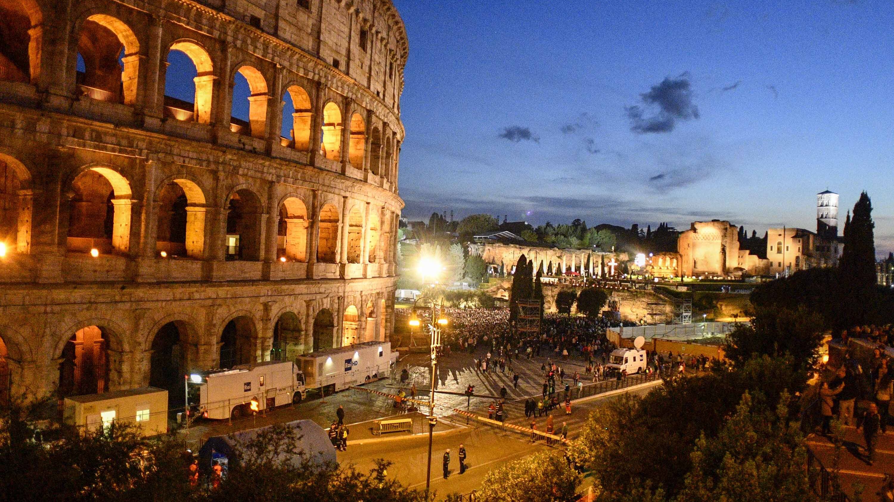 "Solo il barbaro Vitige prima dei grillini riuscì ad assetare Roma"