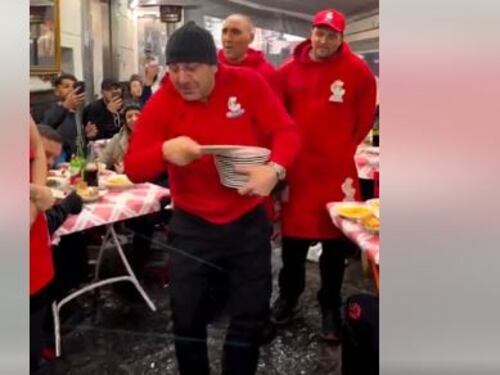 Video sfotte la Juventus per la penalità subita