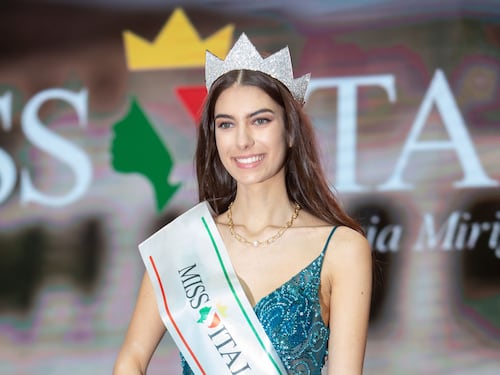 Martina Sambucini, 19 anni, è la nuova Miss Italia 2020